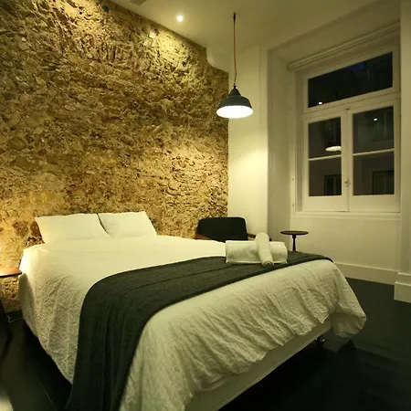 Travellers House - Hostel